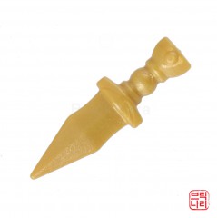 ǰ 
